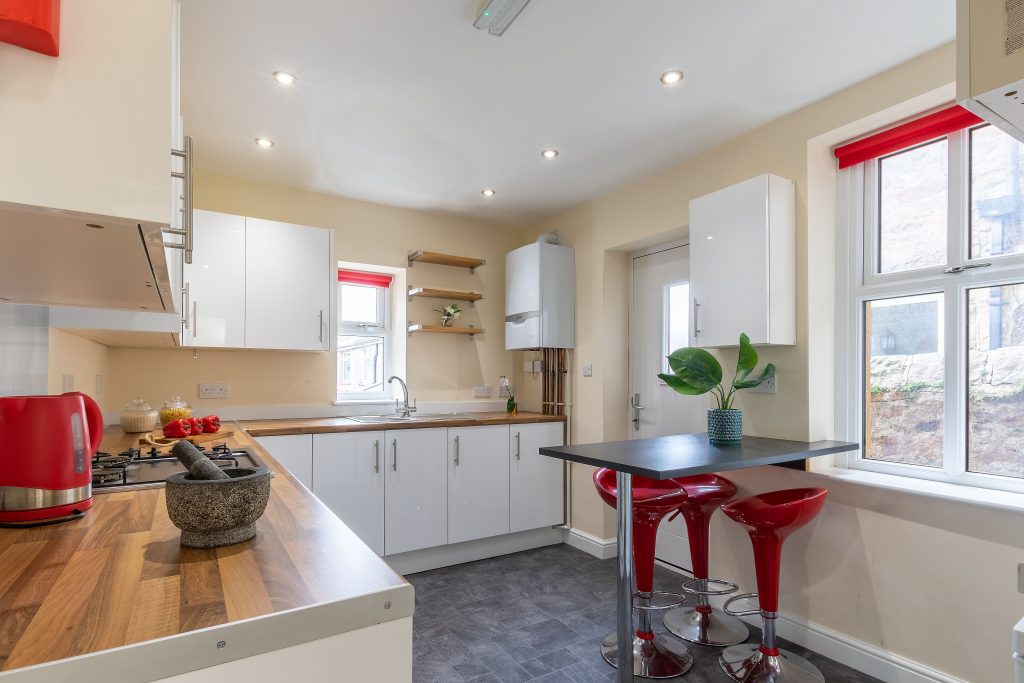 2 Hanmer Place