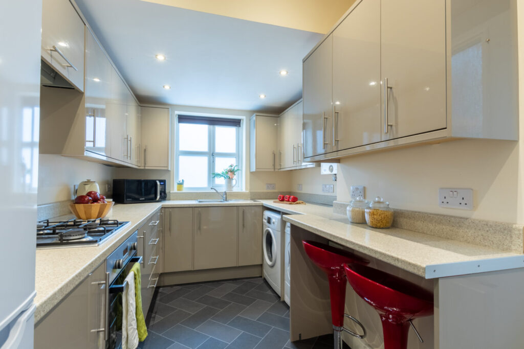 83 Balmoral Road