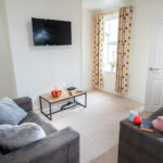 24-franklin-street-2-bedroom-student-house-lounge