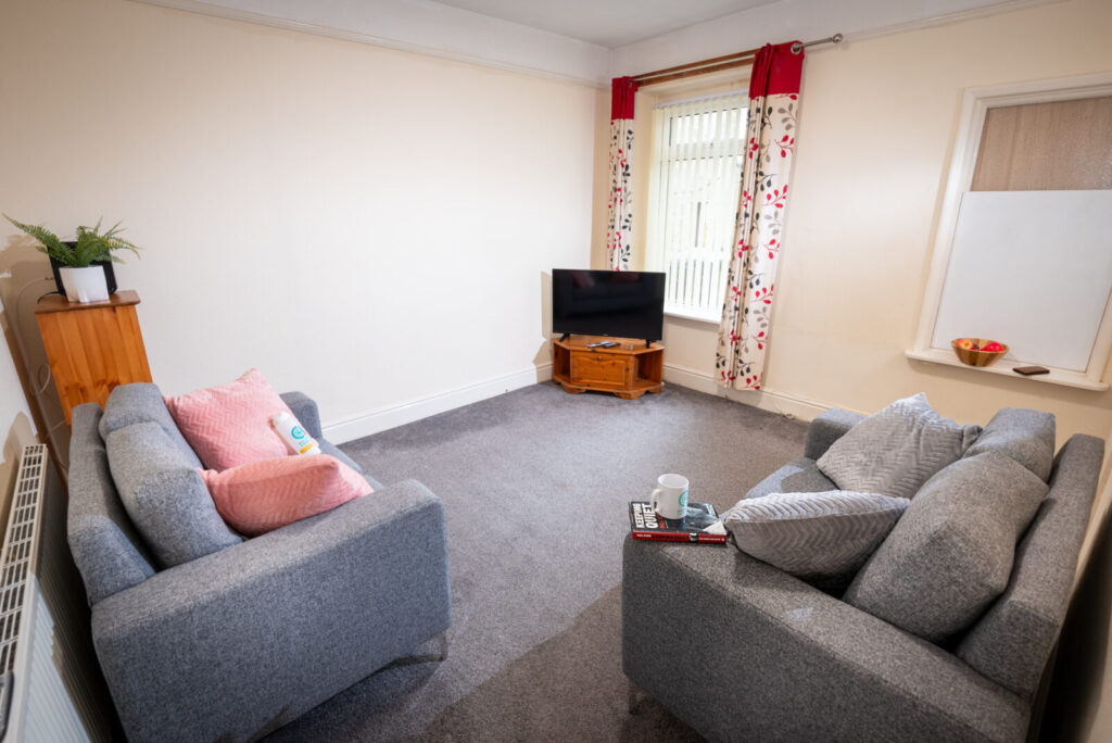 7 Coulston Road
