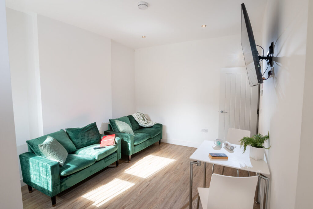 44 Balmoral Road